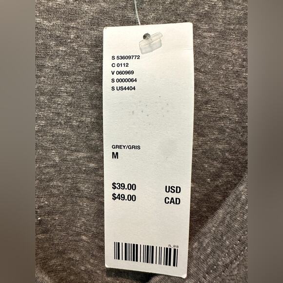 URBAN OUTFITTERS | Gray V-Neck Ruffle Hem Peplum Top Long Sleeve NWT | Medium - Picture 6 of 7